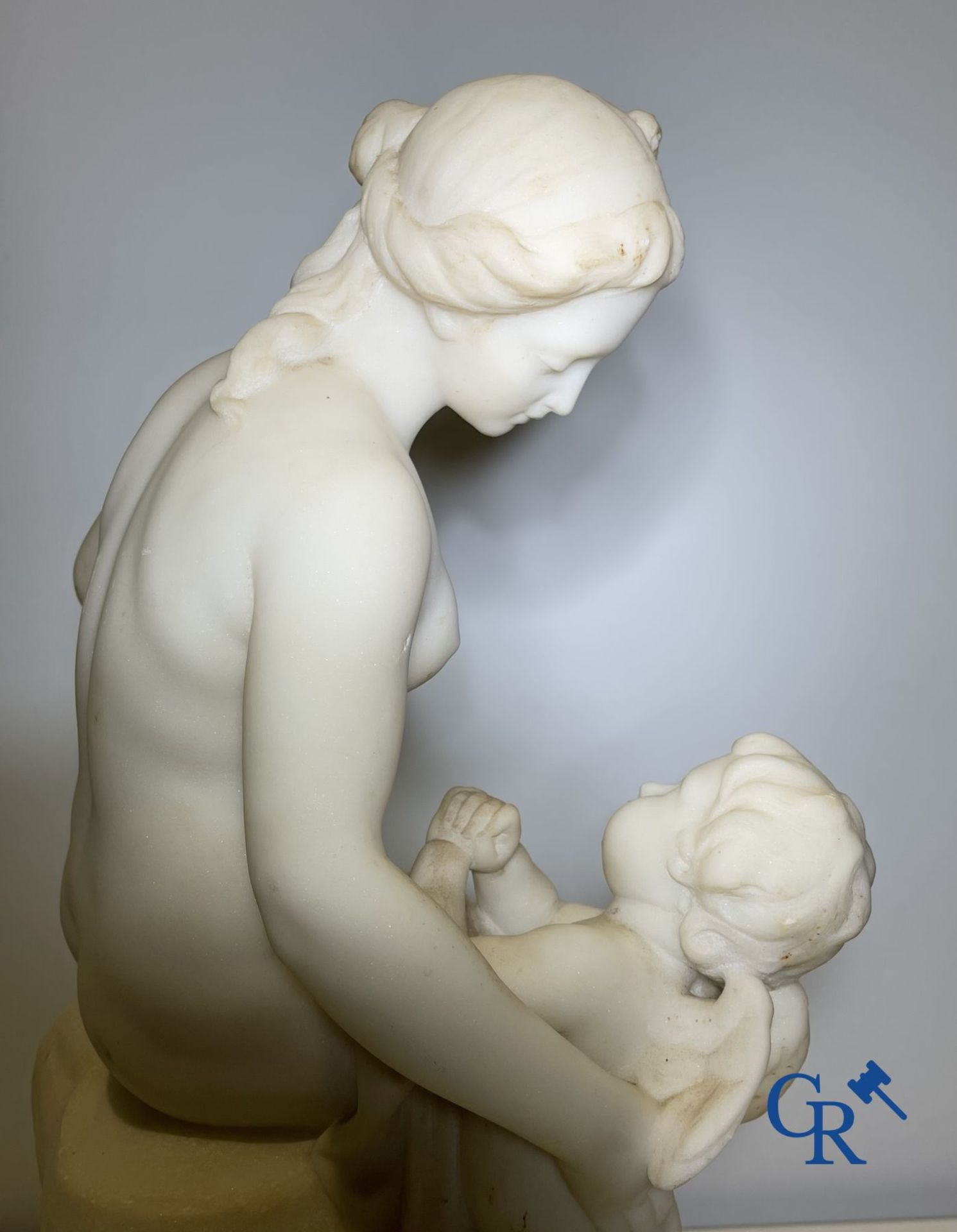 Marble statue after Etienne Maurice Falconnet. Venus and Cupid. 19th century. Signed Falconnet. - Image 15 of 21