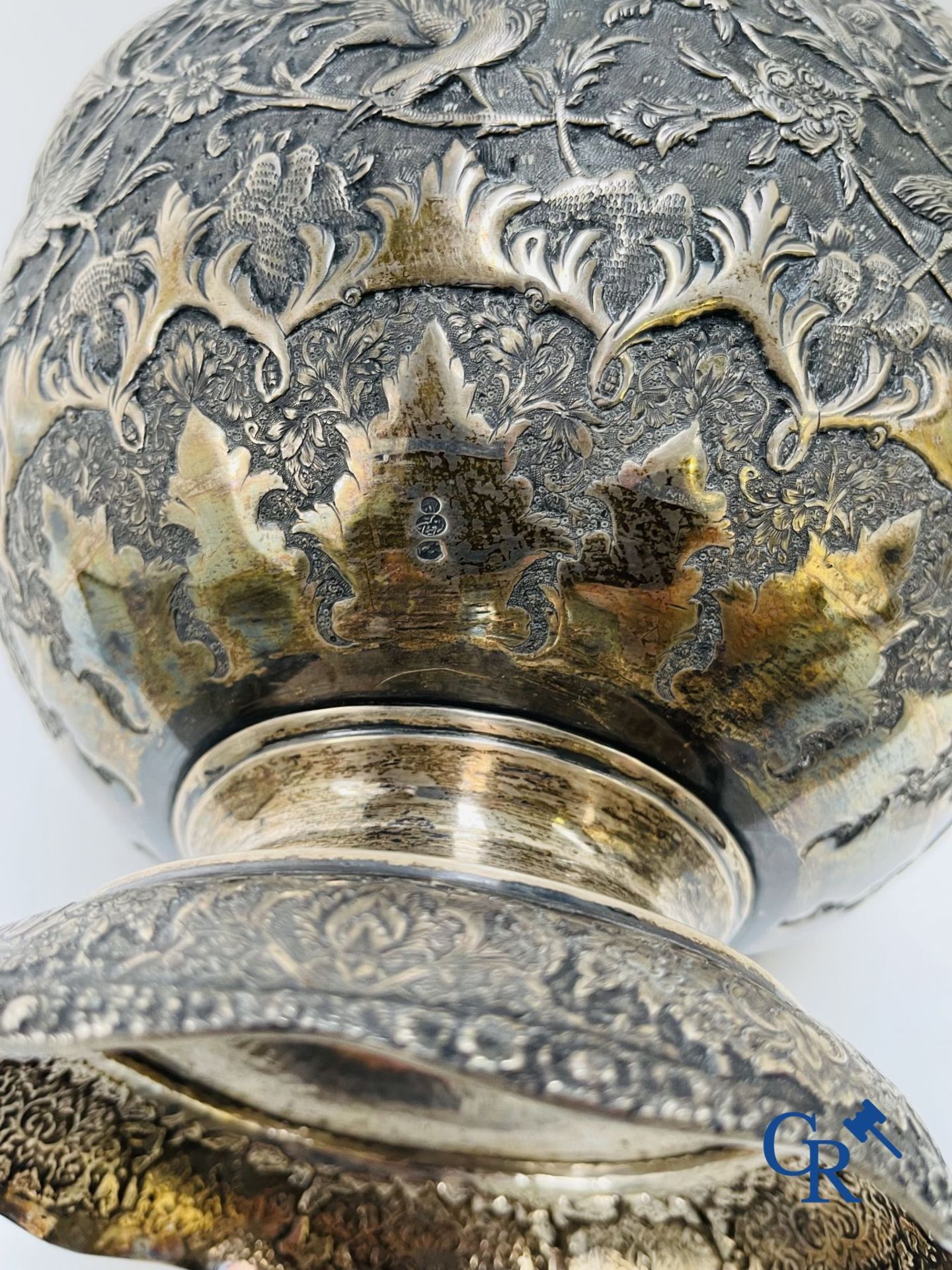 Silver: Vase in silver (Iran?) with a fine decor of birds, forest animals and characters. - Bild 11 aus 12