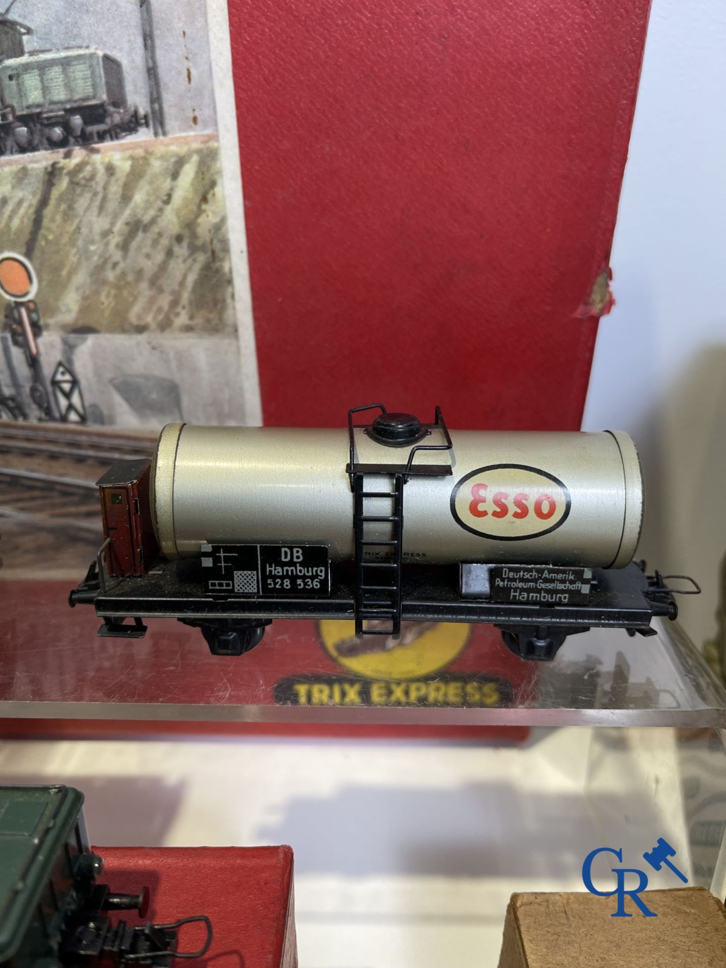 Old toys: Trix Germany, Trix Express, beautiful lot with locomotive, wagons, large lot of rails and  - Bild 5 aus 14