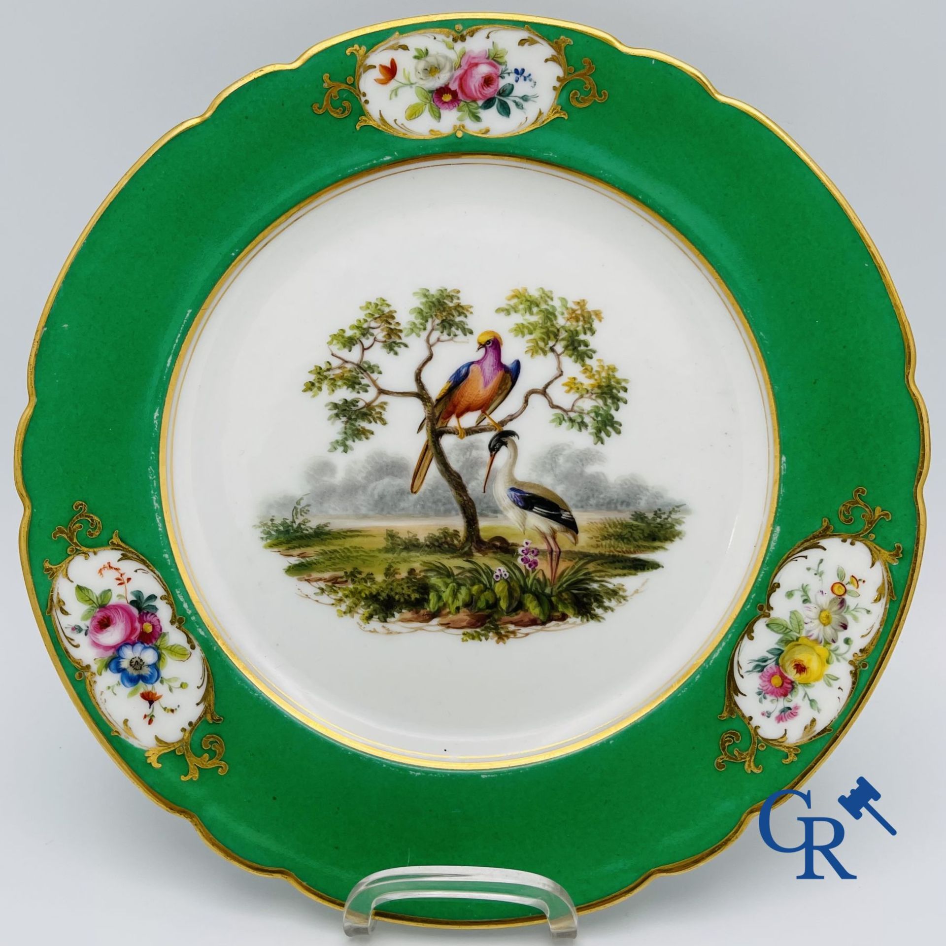3 plates in Paris porcelain in the manner of Sevres. 19th century. - Bild 9 aus 12