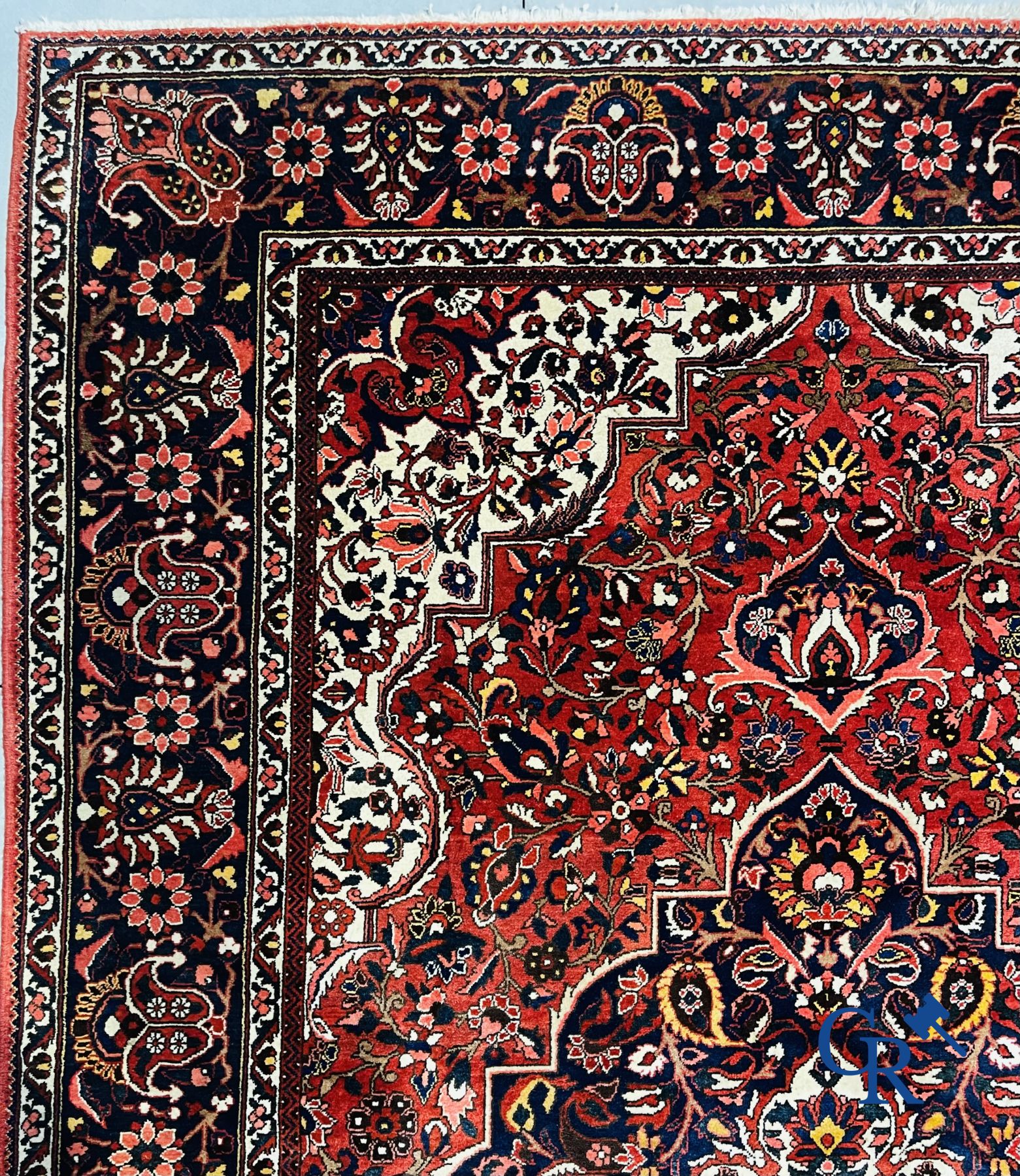 Oriental carpets: Iran. Large Persian hand-knotted carpet with floral decor. - Image 4 of 11
