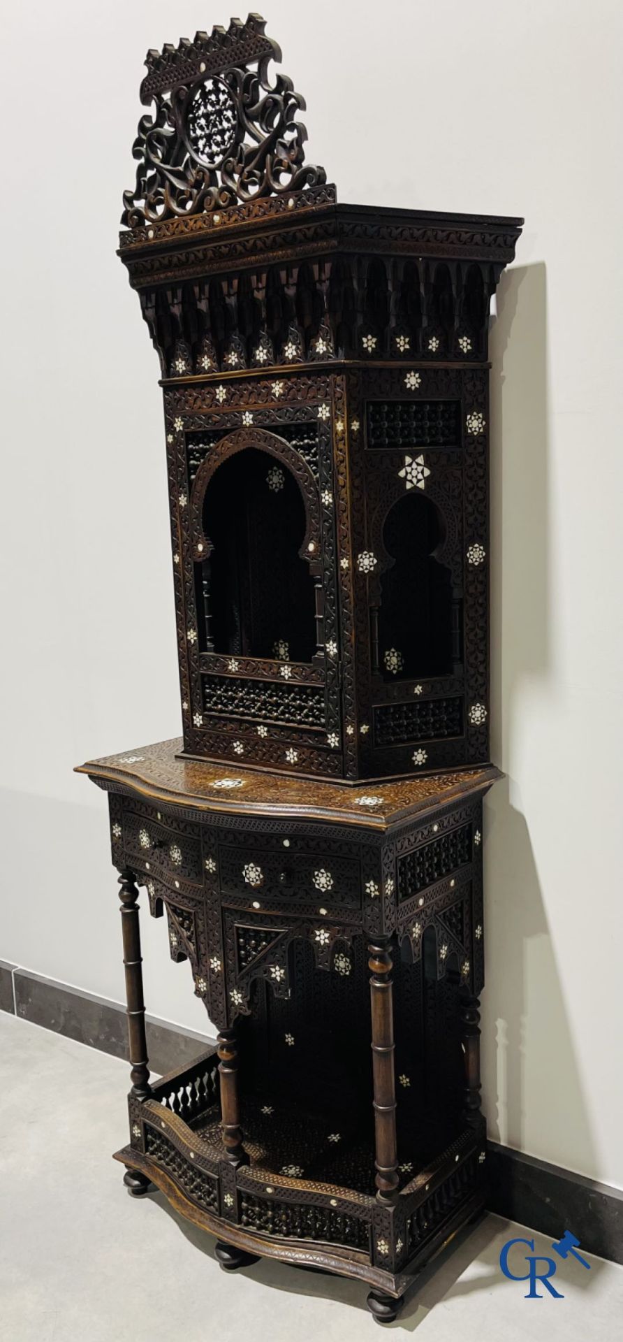 Sculpted furniture with inlays of ebony and mother-of-pearl. Syria, early 19th century. - Image 7 of 22