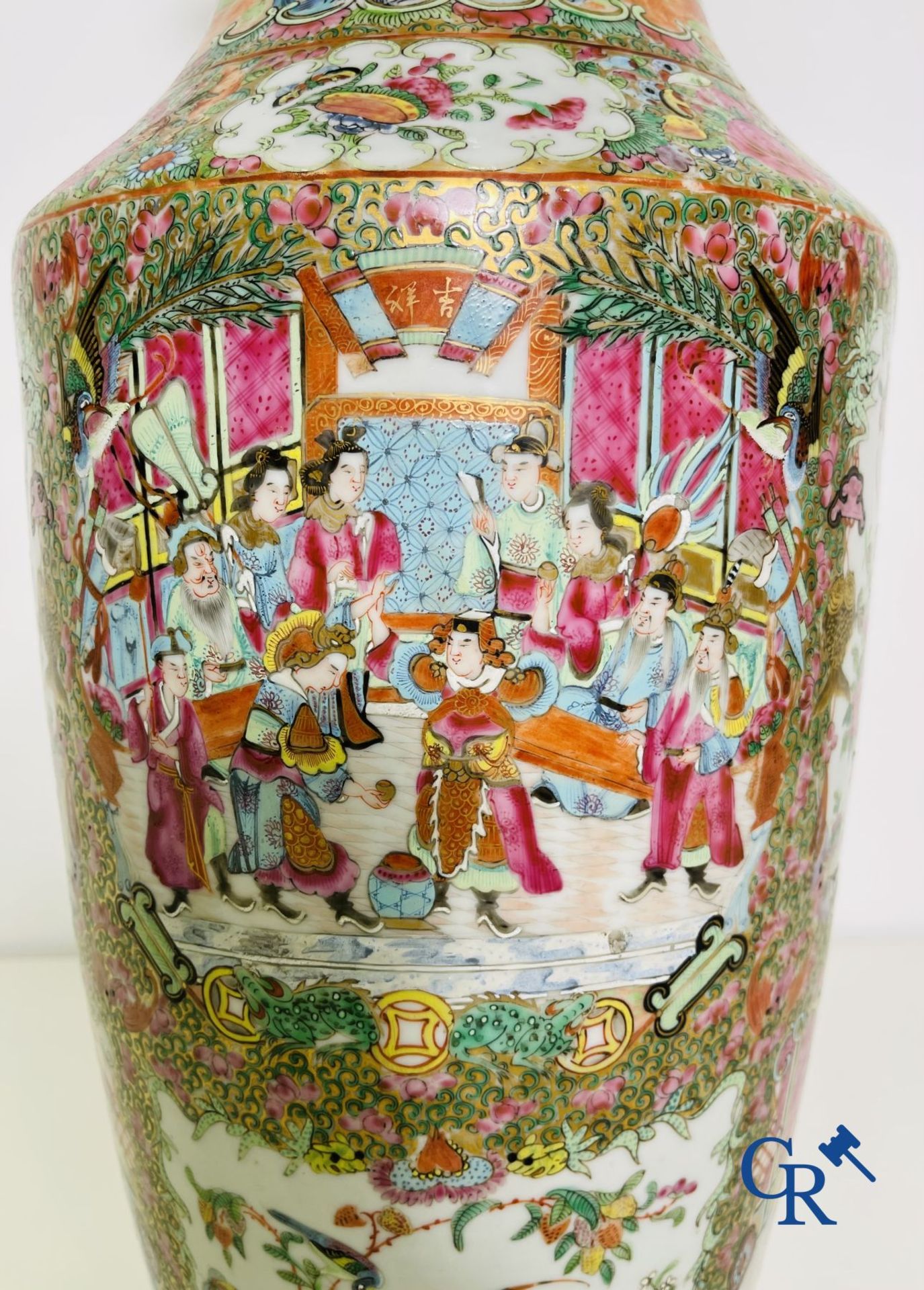 Chinese porcelain: A Chinese canton famille rose vase. - Bild 18 aus 24