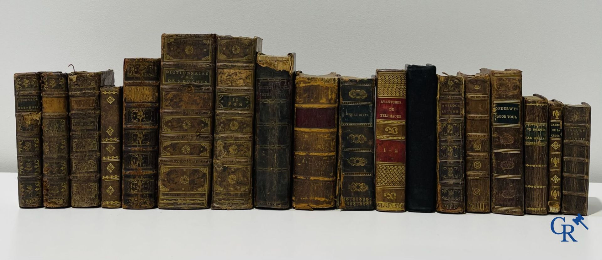 Early printed books: An interesting lot with various antique books. 17th-18th-19th century. (18 volu - Bild 2 aus 22