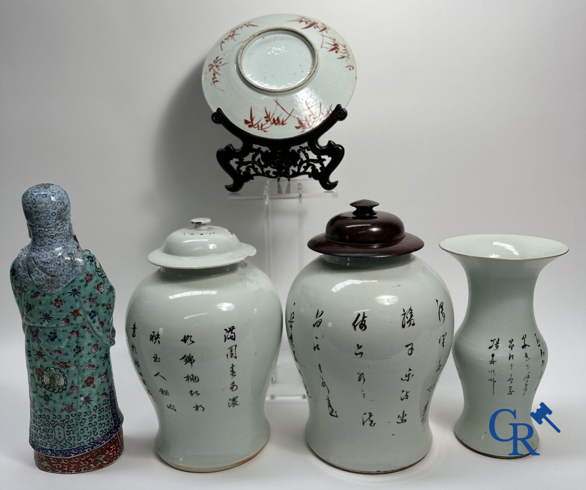 Lot of Chinese porcelain. - Image 8 of 9