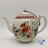 Asian Art: Chinese teapot in famille rose porcelain with a decor of  playing children.