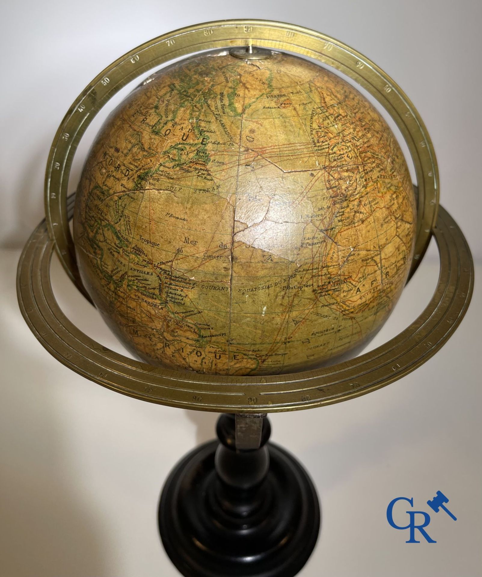 An antique globe with meridian circle on a black lacquered wooden base. 19th century. - Bild 9 aus 10