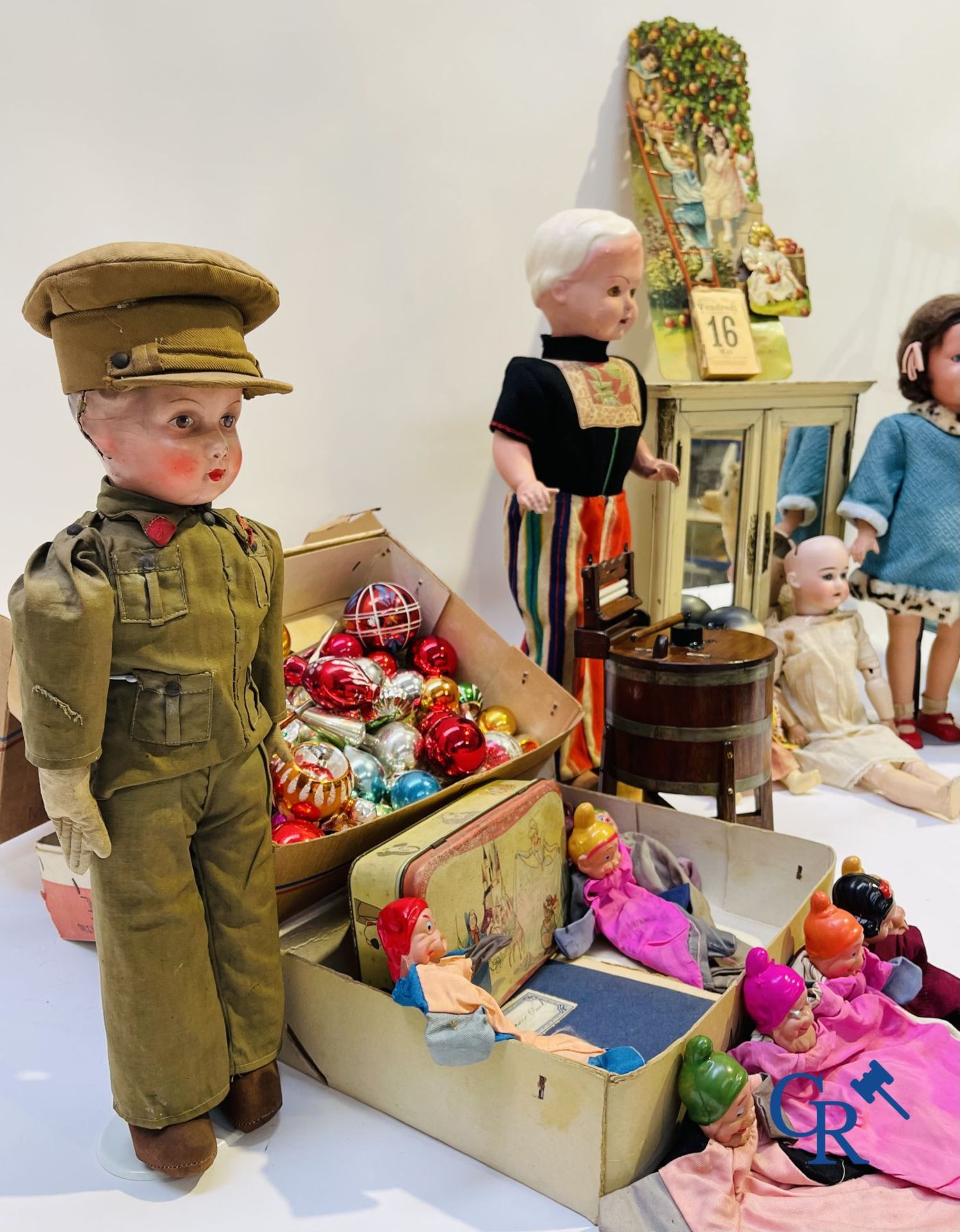 Toys: antique dolls: A lot of diverse toys. - Image 2 of 8