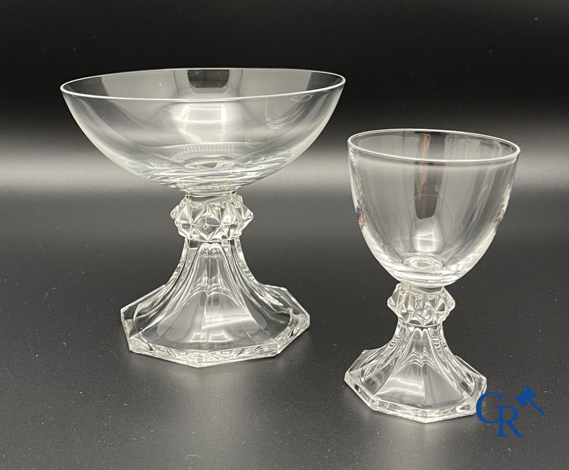 Val Saint Lambert: A serie of about 50 crystal glasses model Yale. - Bild 3 aus 11