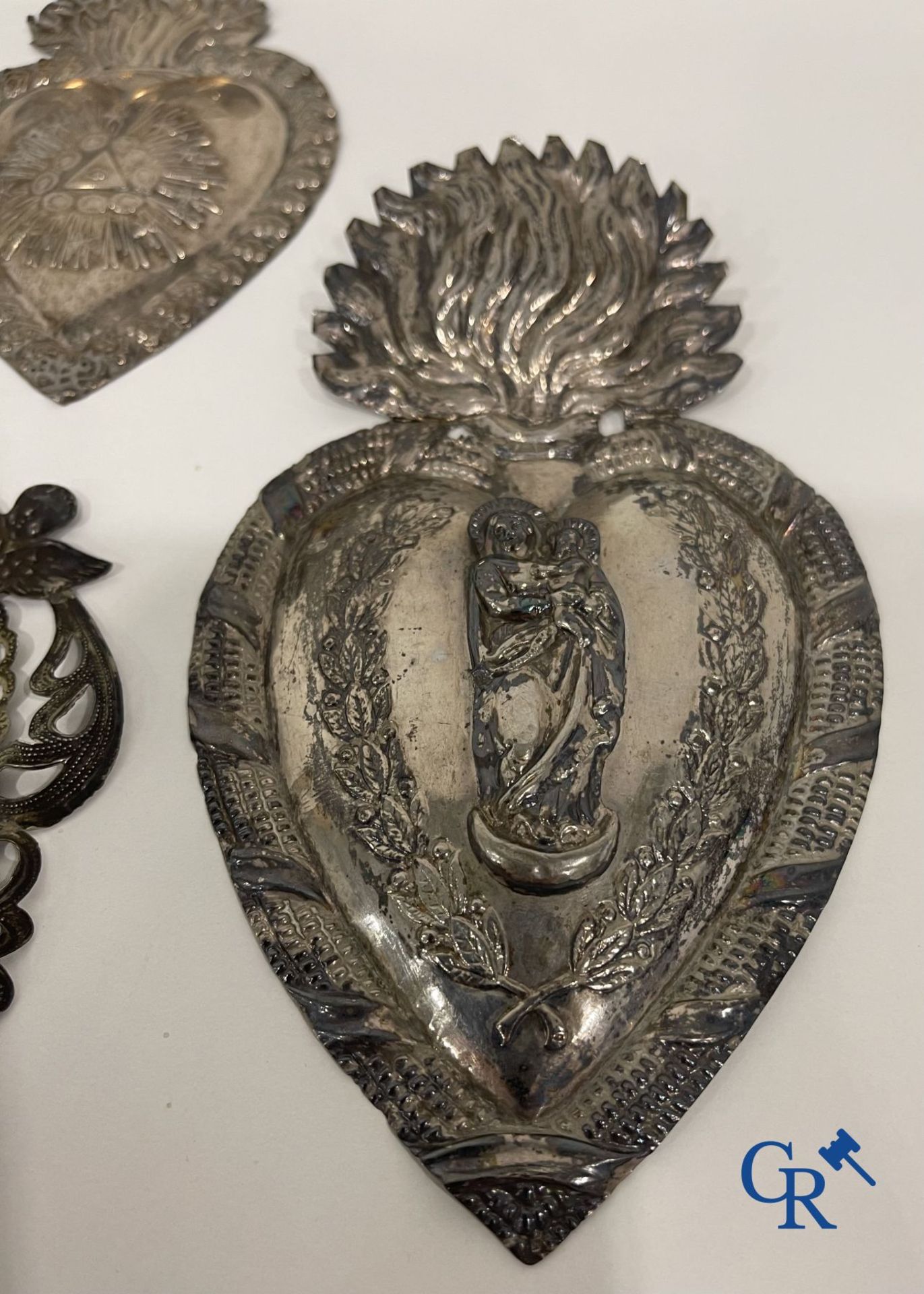 A lot of 9 pieces of various religious objects in silver. 18th-19th century - Image 5 of 25