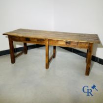 Large table in oak. 18th century.