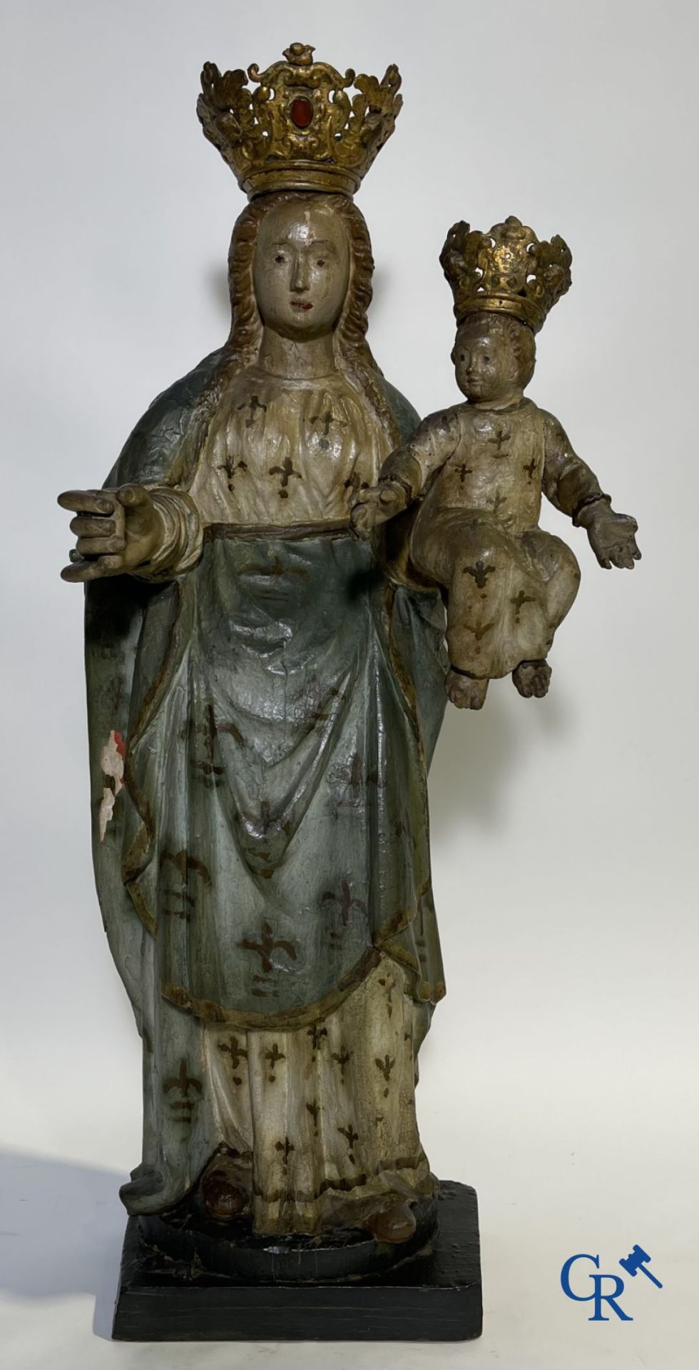 Wooden polychrome Baroque sculpture of Mary with child. The Crown inlaid with an amber-like rock. - Image 4 of 30