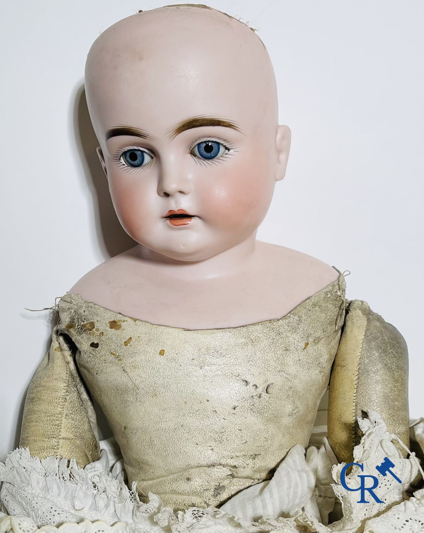 Toys: antique dolls. 3 dolls with porcelain head and a dog in fur. - Image 16 of 20