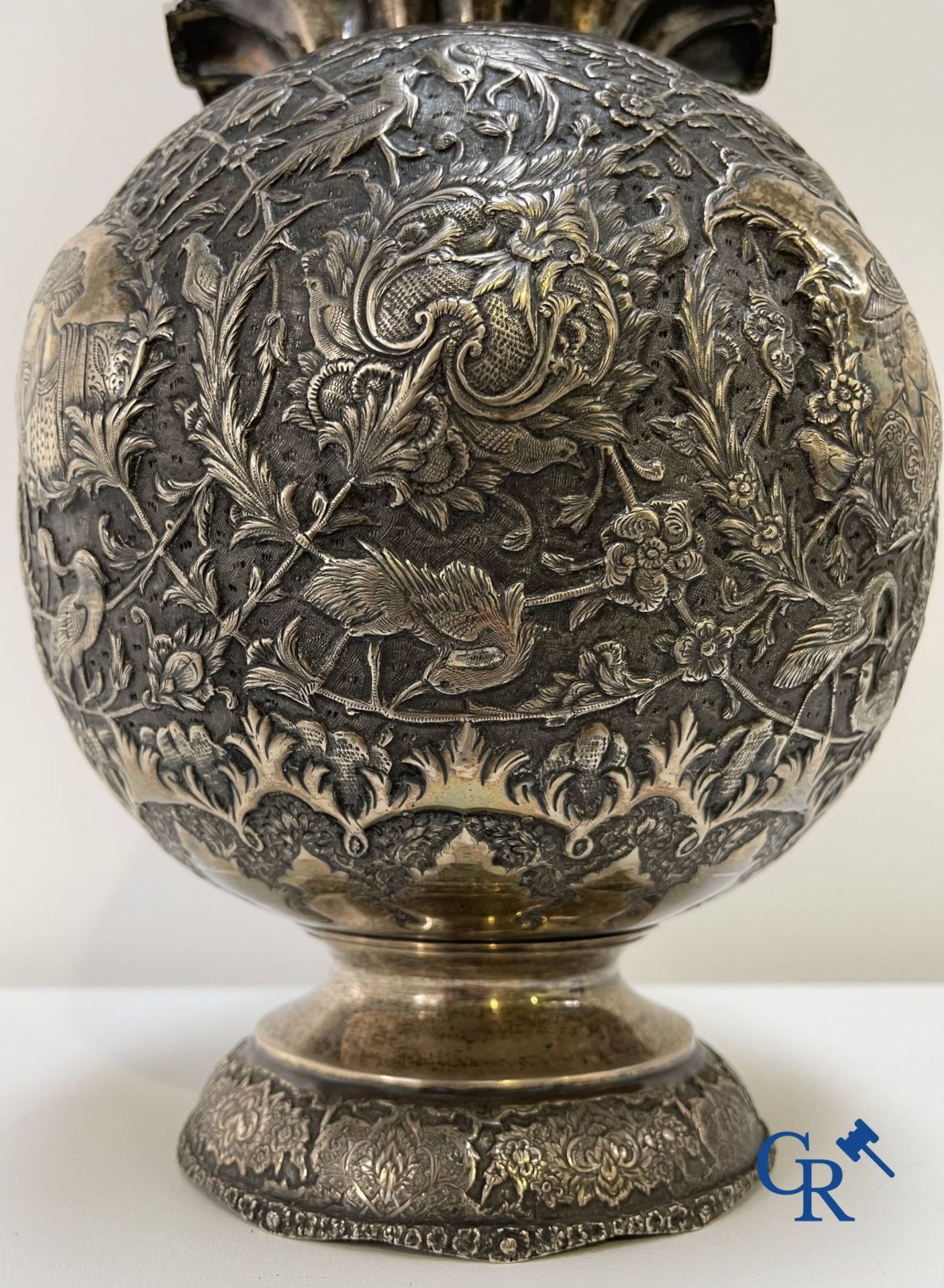 Silver: Vase in silver (Iran?) with a fine decor of birds, forest animals and characters. - Image 6 of 12
