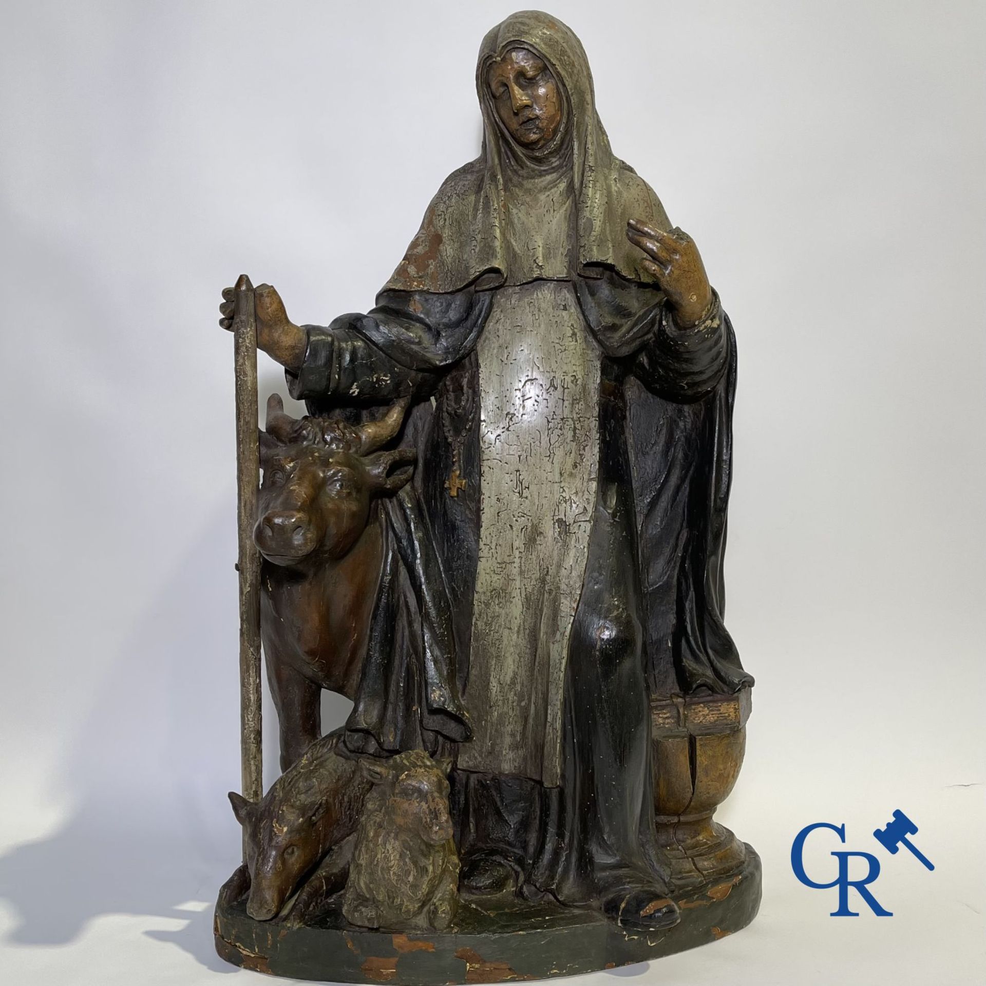 Imposing 17th century polychrome wooden statue of a Saint accompanied by a cow, a pig and a sheep. - Image 3 of 23