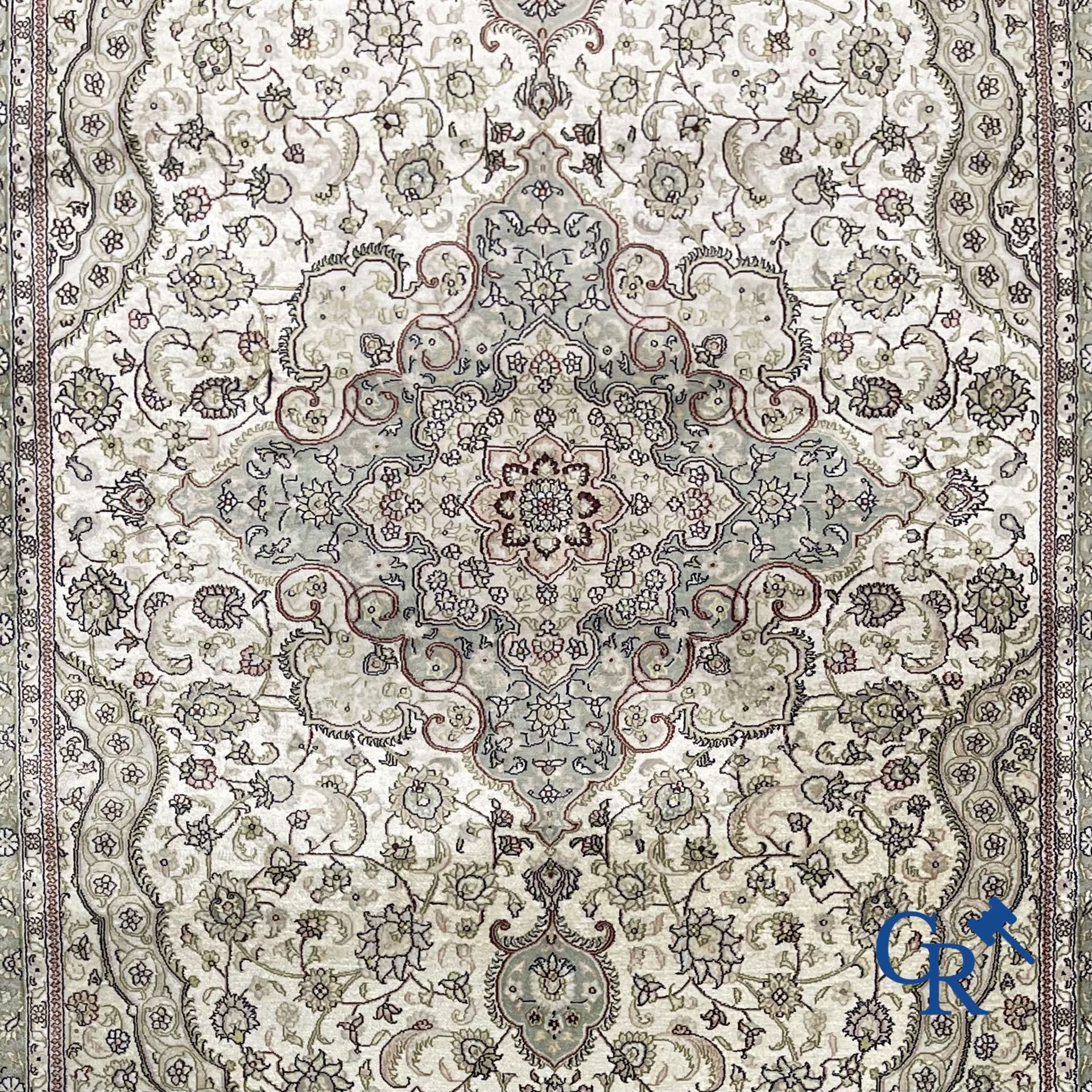 Oriental carpets: Hereke. Large carpet in silk.