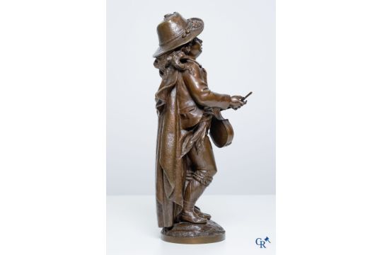 Adolphe Maubach. Bronze statue with brown patina. The young cellist. Signed A Maubach. - Bild 6 aus 9