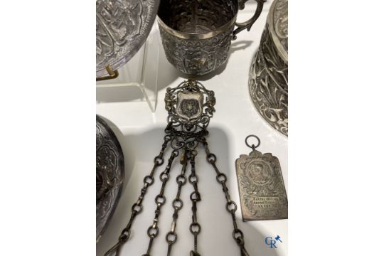 Beautiful lot of display case objects in silver and silver-plated metal, 2 Neapolitan santons attach - Image 9 of 21