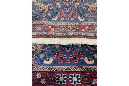 Persian carpets: A lot of 2 finely knotted Oriental carpets. Floral decor and floral decor with bird - Bild 5 aus 10