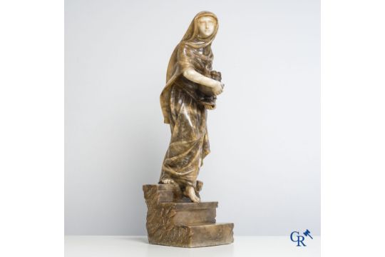 A. Del Perugia. Large statue of a Vestal Virgin in multicolored alabaster. Italian work circa 1900. - Bild 1 aus 10