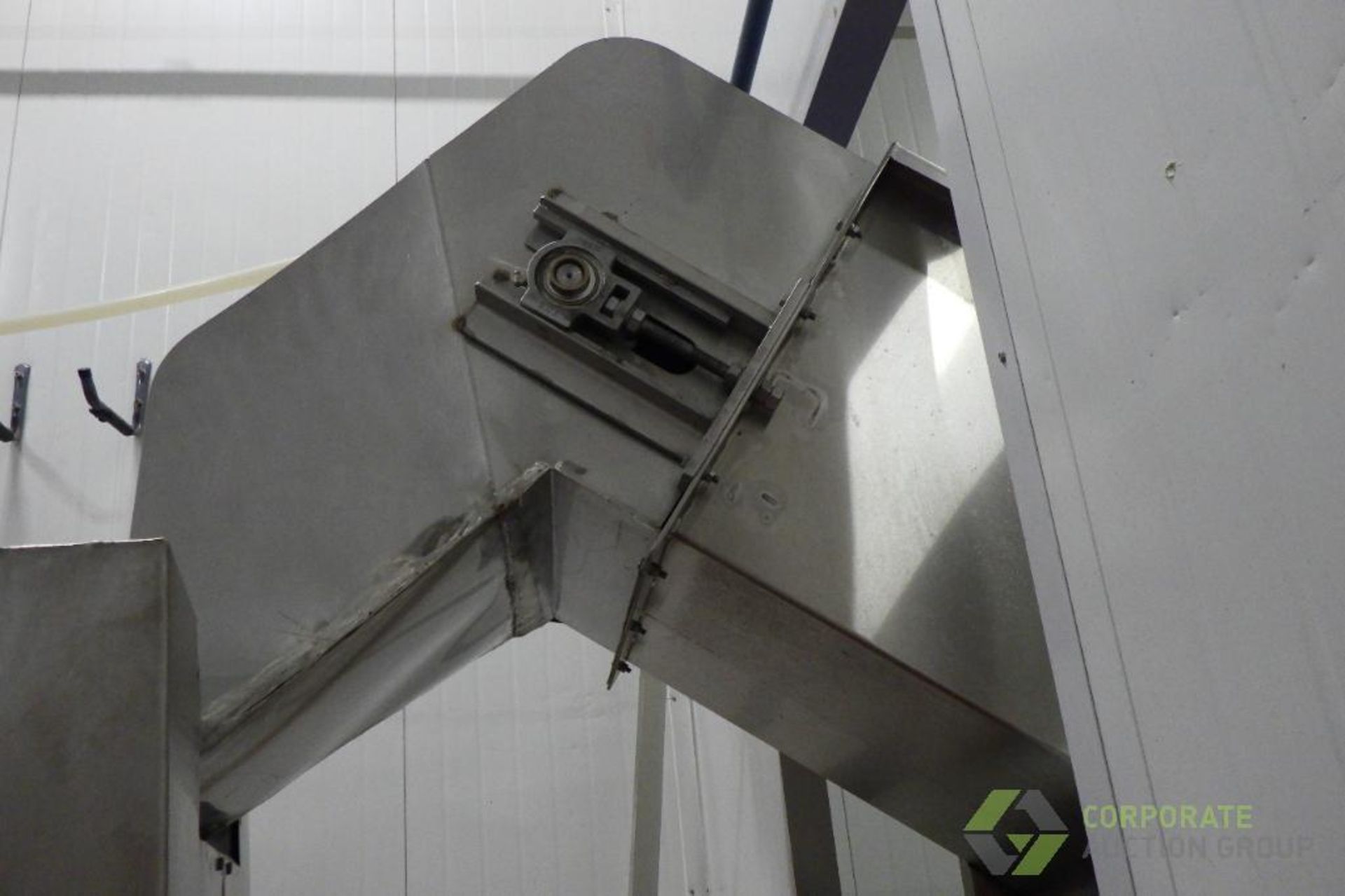 2019 Ten Brink Incline washing conveyor with SS hopper - Image 10 of 12