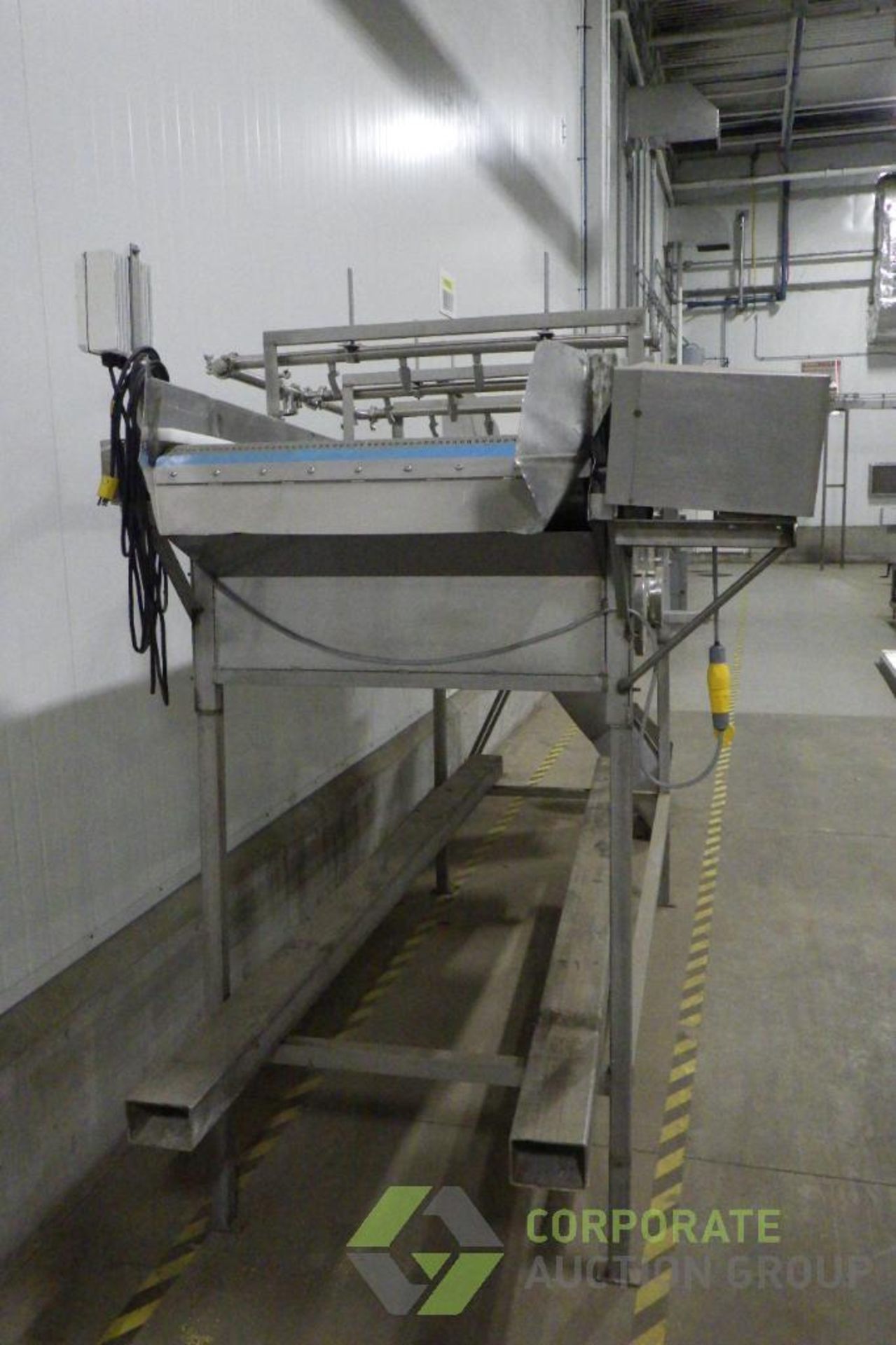 Incline wash conveyor - Image 3 of 12