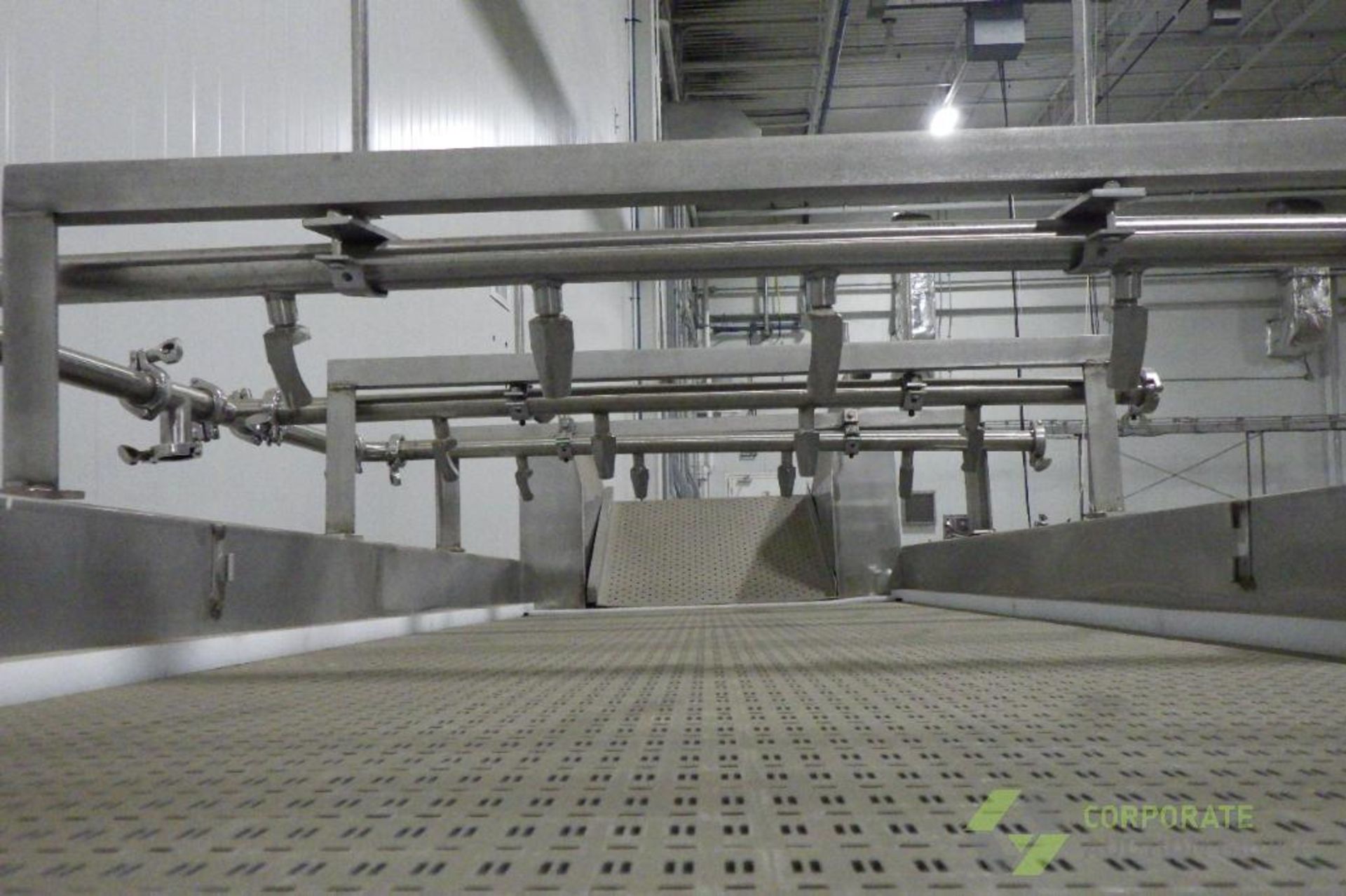 Incline wash conveyor - Image 6 of 12