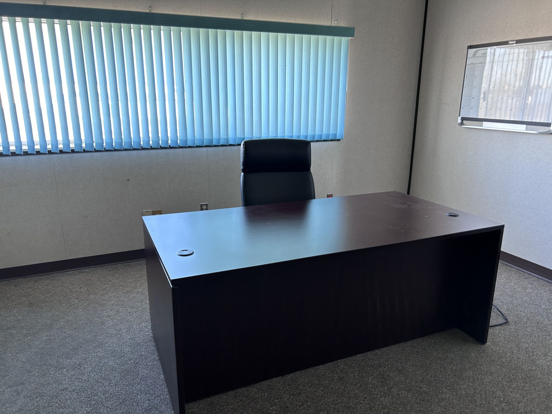 Contents of office incl: (1) desk, (1)executive chair, (2) conference chairs (1) round table - Image 4 of 5