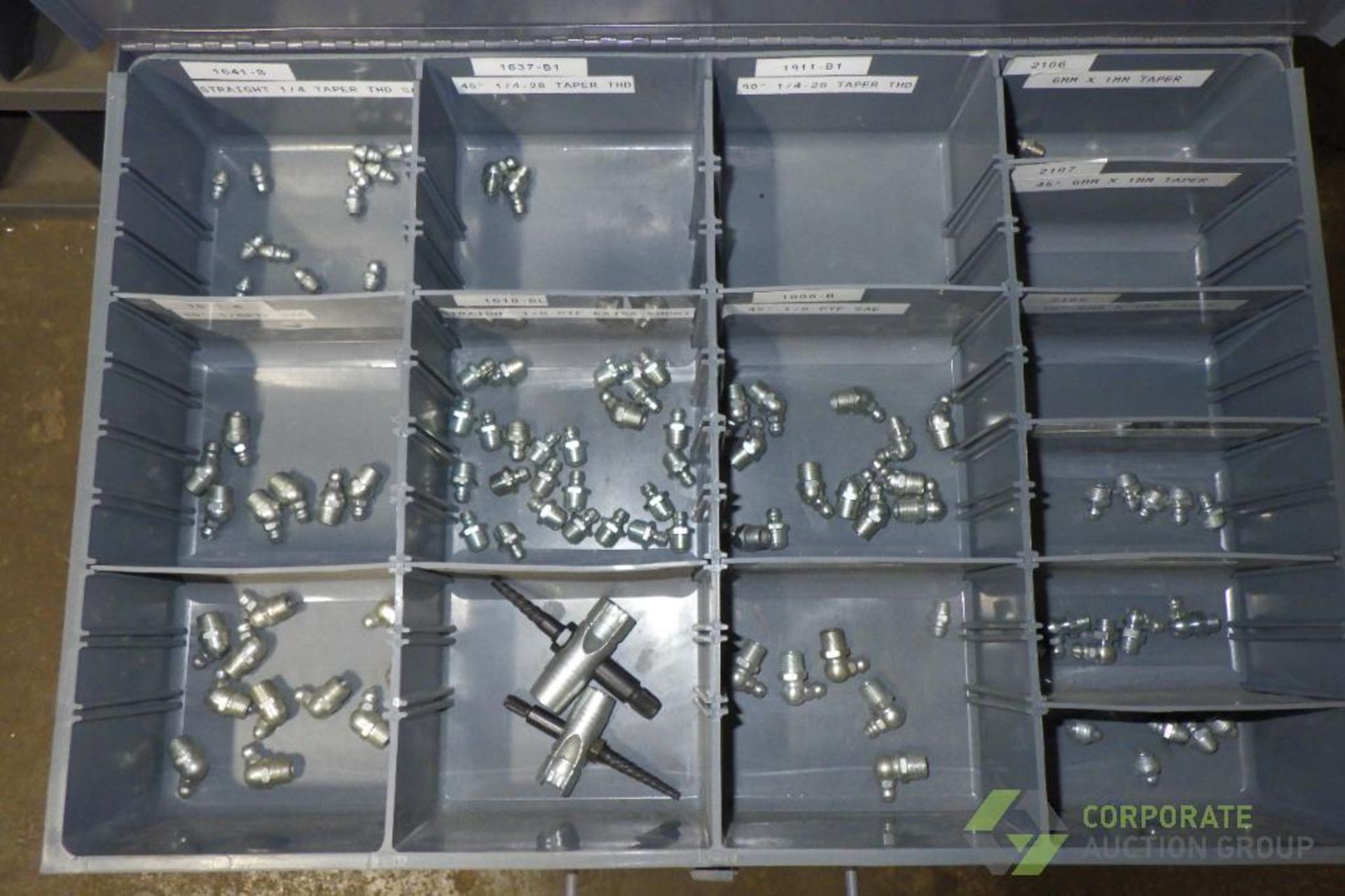 16-drawer cabinet with contents - Image 17 of 17