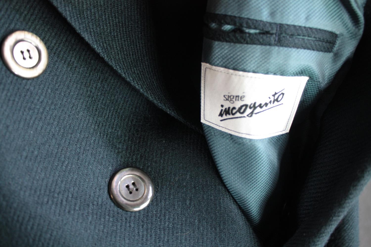 A vintage bespoke made teal silk mix jacket with mother of pearl buttons and maker's label. - Image 5 of 5