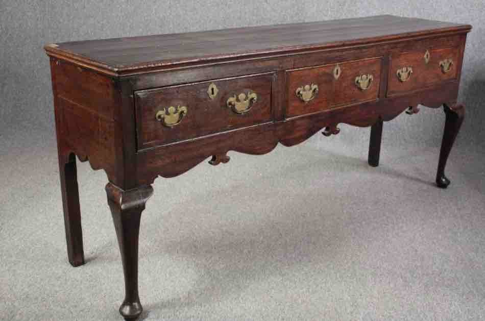 Dresser, 18th century oak and mahogany crossbanded, probably still with it's original locks and - Image 5 of 9