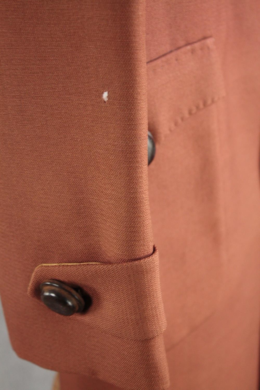 A vintage tailor made silk mix overcoat with maker's label. - Image 4 of 7