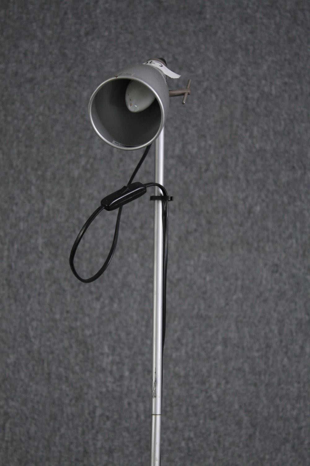 Four floor standing lamps. One LED and the others with traditional bulbs H.150 cm.(largest) - Image 2 of 5