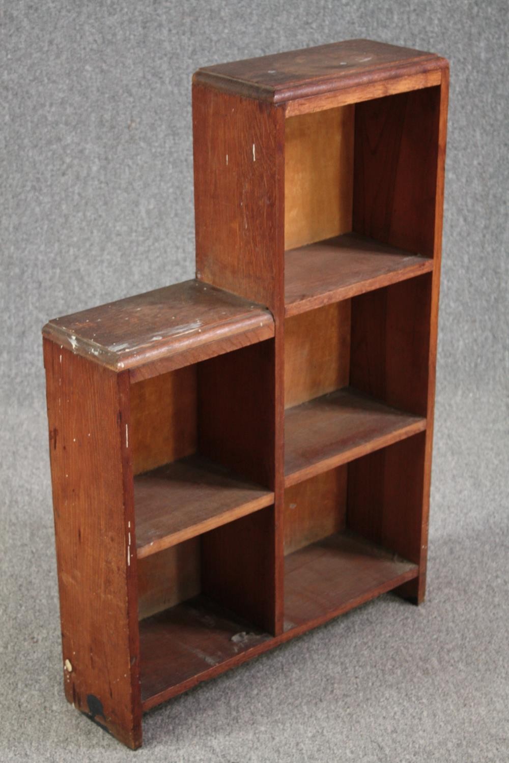 Open bookcases, a pair, mid century oak. H.92 W.61 D.18cm. (each) - Image 4 of 4