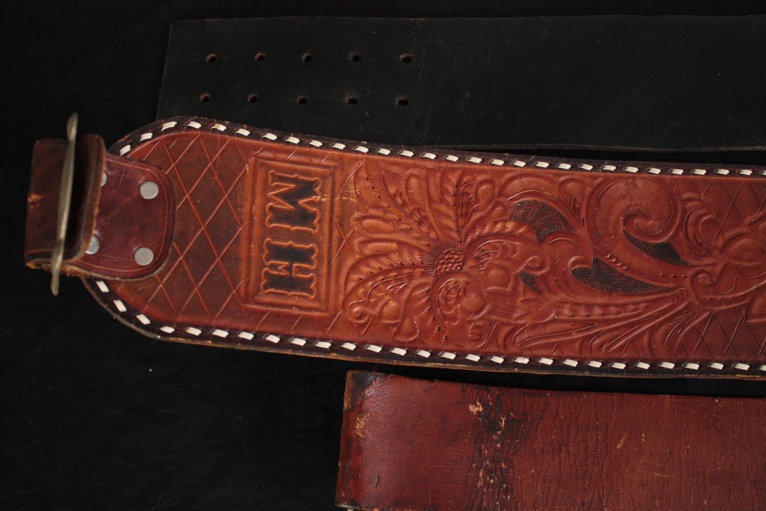 A collection of vintage leather belts, some with embossed designs. L.115cm. (largest) - Image 5 of 5