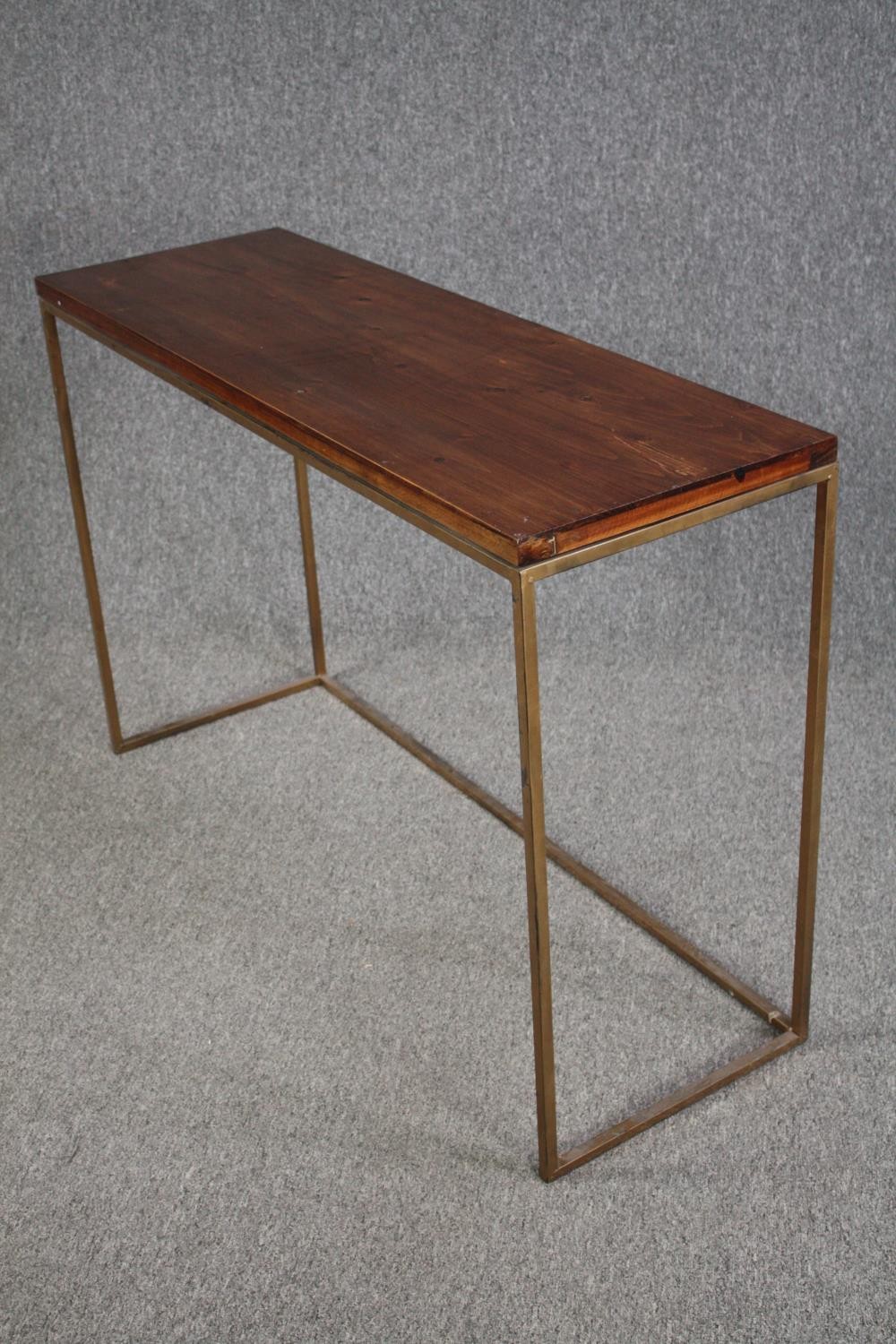 Console table, contemporary stained pine on a metal frame. H.79 W.120 D.40cm. - Image 3 of 4