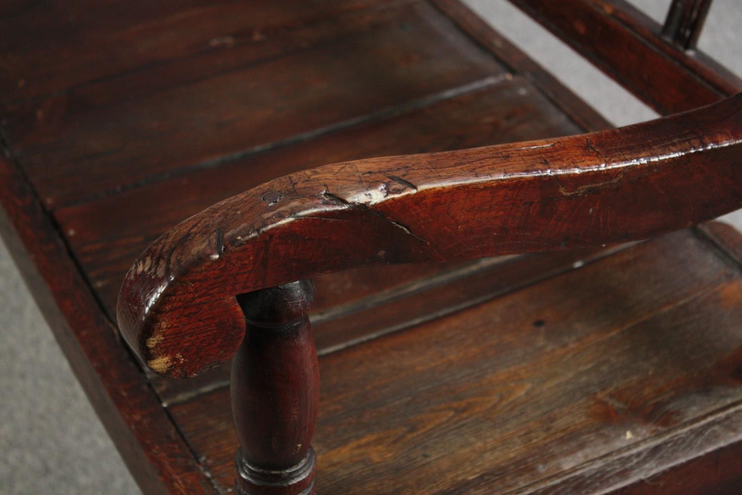 Hall bench, 18th century country oak and elm. H.89 W.177 D.70cm. - Image 4 of 5