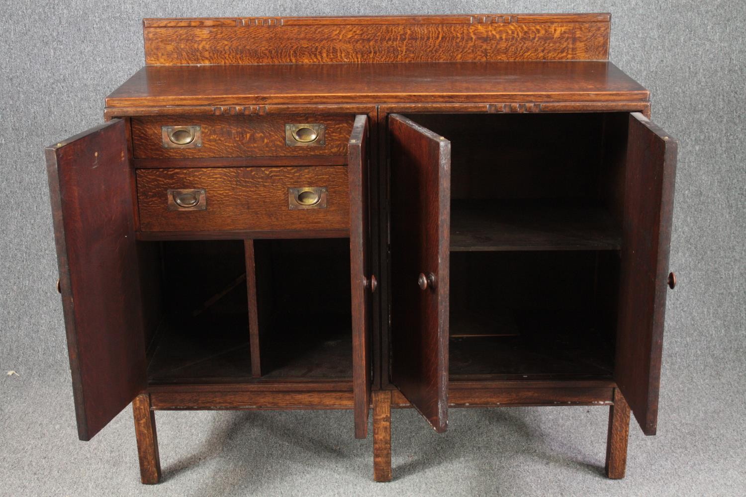 Dwarf sideboard, mid century oak. H.110 W.121 D.48cm. - Image 4 of 5