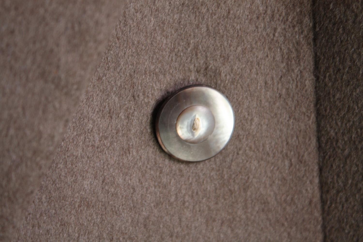 A bespoke made beige suit jacket with mother of pearl buttons. Saint Laurent label. - Image 3 of 6