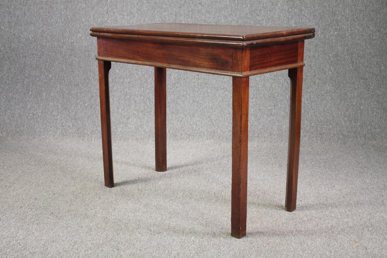 Tea table, Georgian mahogany with gateleg action. H.72 W.87 D.86cm. (extended) - Image 3 of 6