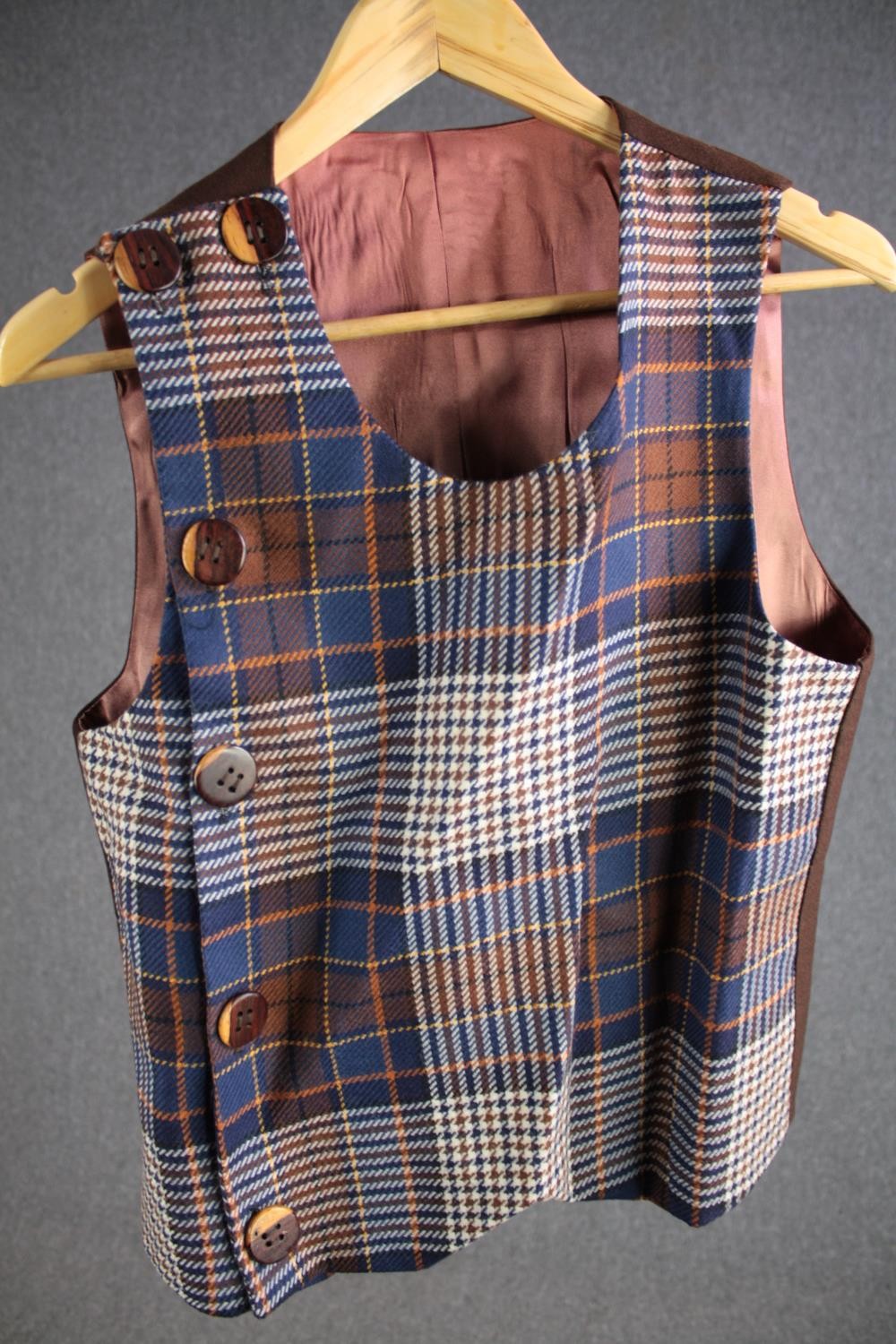 A vintage bespoke made blue, grey and rush woollen tartan three piece suit with brown trousers, ( - Image 5 of 7