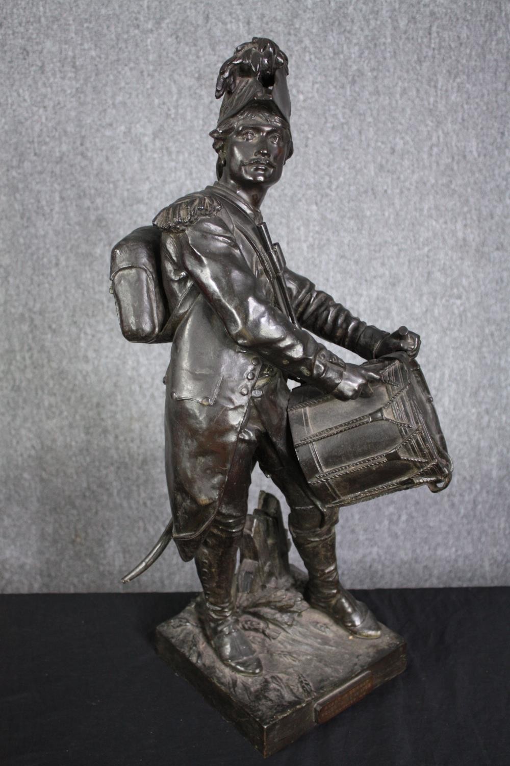 Etienne Henri Dumaige (1830-1888). After the Fight-Volontaire de 1792. Bronze with patina. H.66cm. - Image 2 of 7