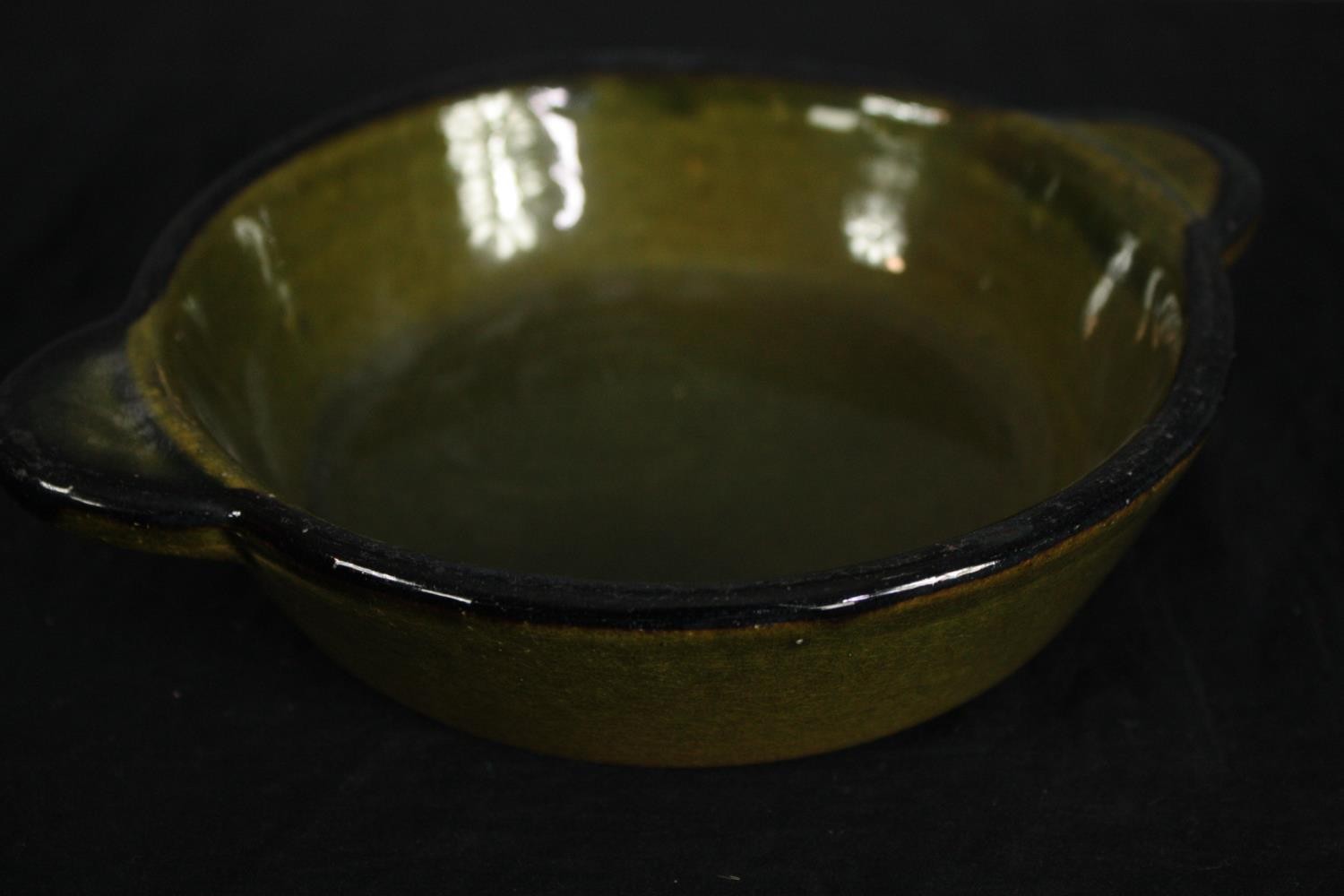 A mixed collection of green ceramic oven pots and bowls. Some with a makers mark to the base. - Image 4 of 7
