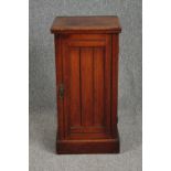 Pot cupboard, late 19th century walnut. H.73 W.37 D.33cm.