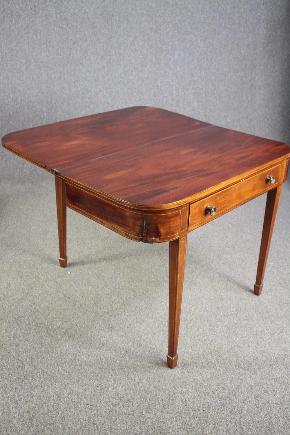 Tea table, Georgian mahogany with satinwood inlay. H.73 W.96 D.102. (ext) - Image 7 of 7