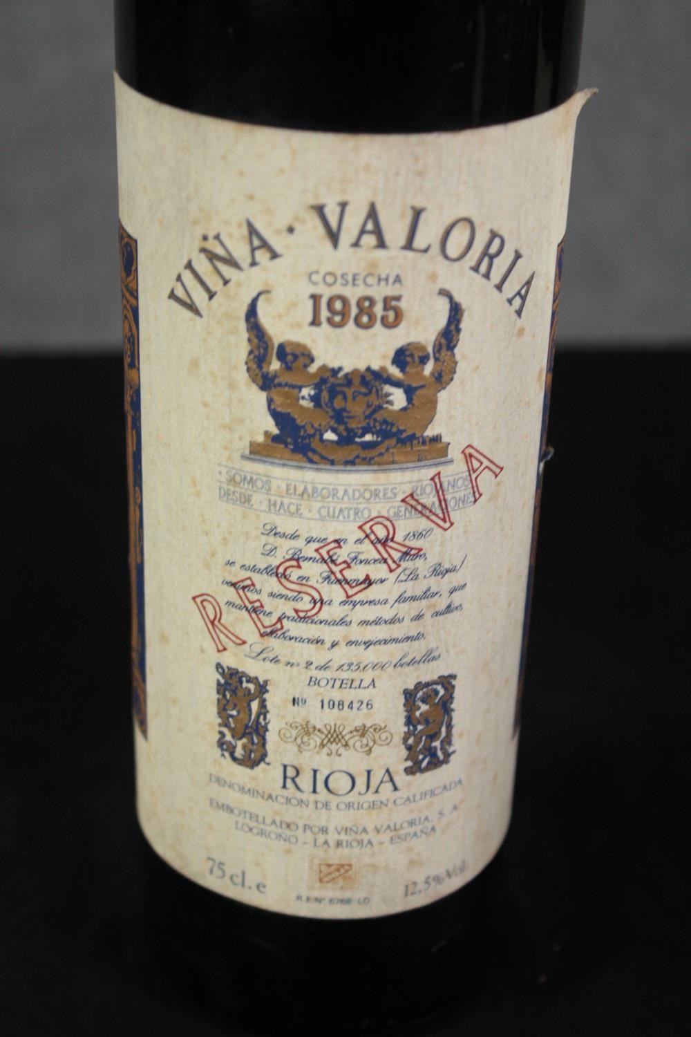 Twelve bottles of Rioja wine mostly dating from the 80s. Including Marques de Caceres and other - Image 6 of 9