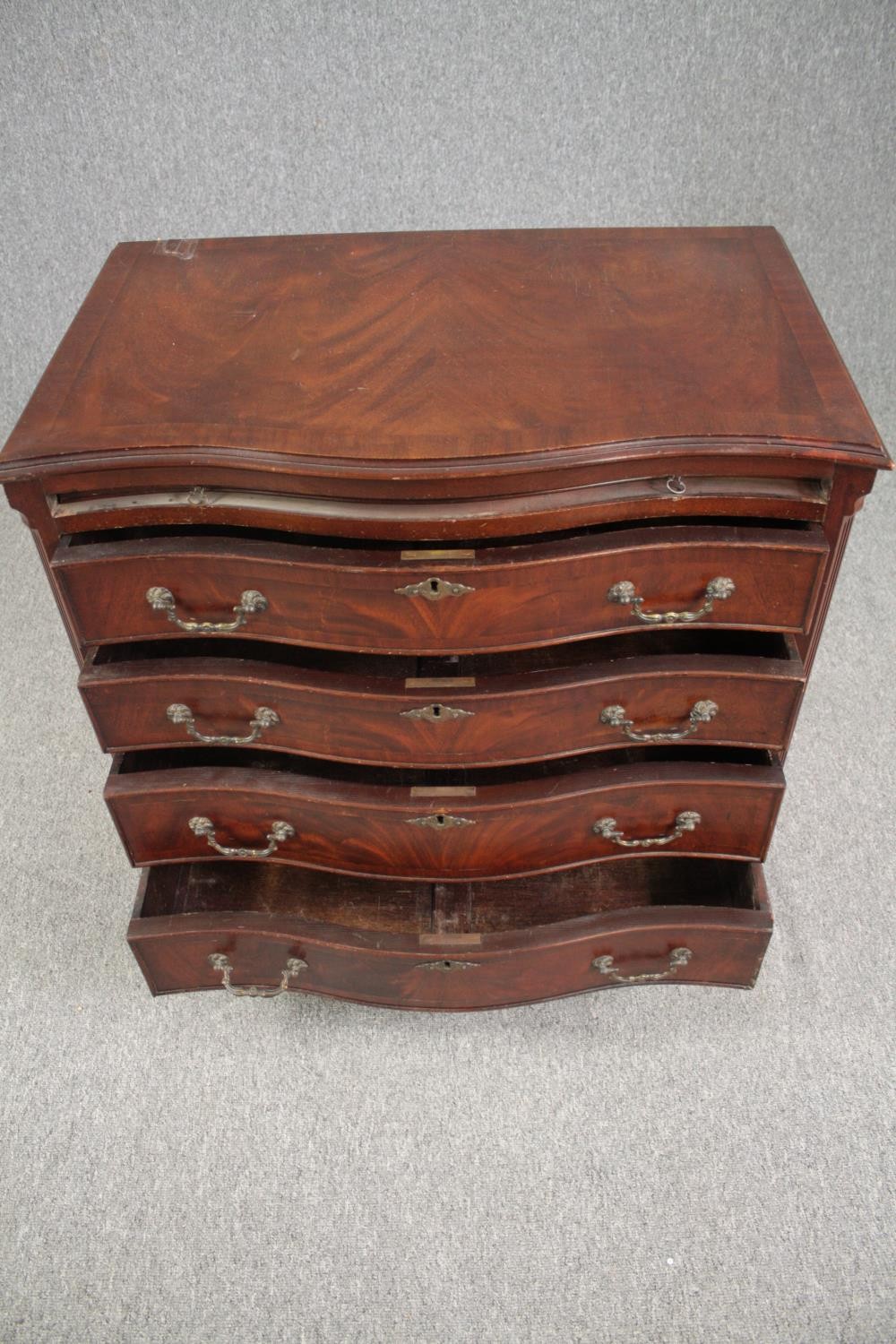 Chest of drawers, Georgian style flame mahogany. H.78 W.78 D.47cm. - Image 5 of 7