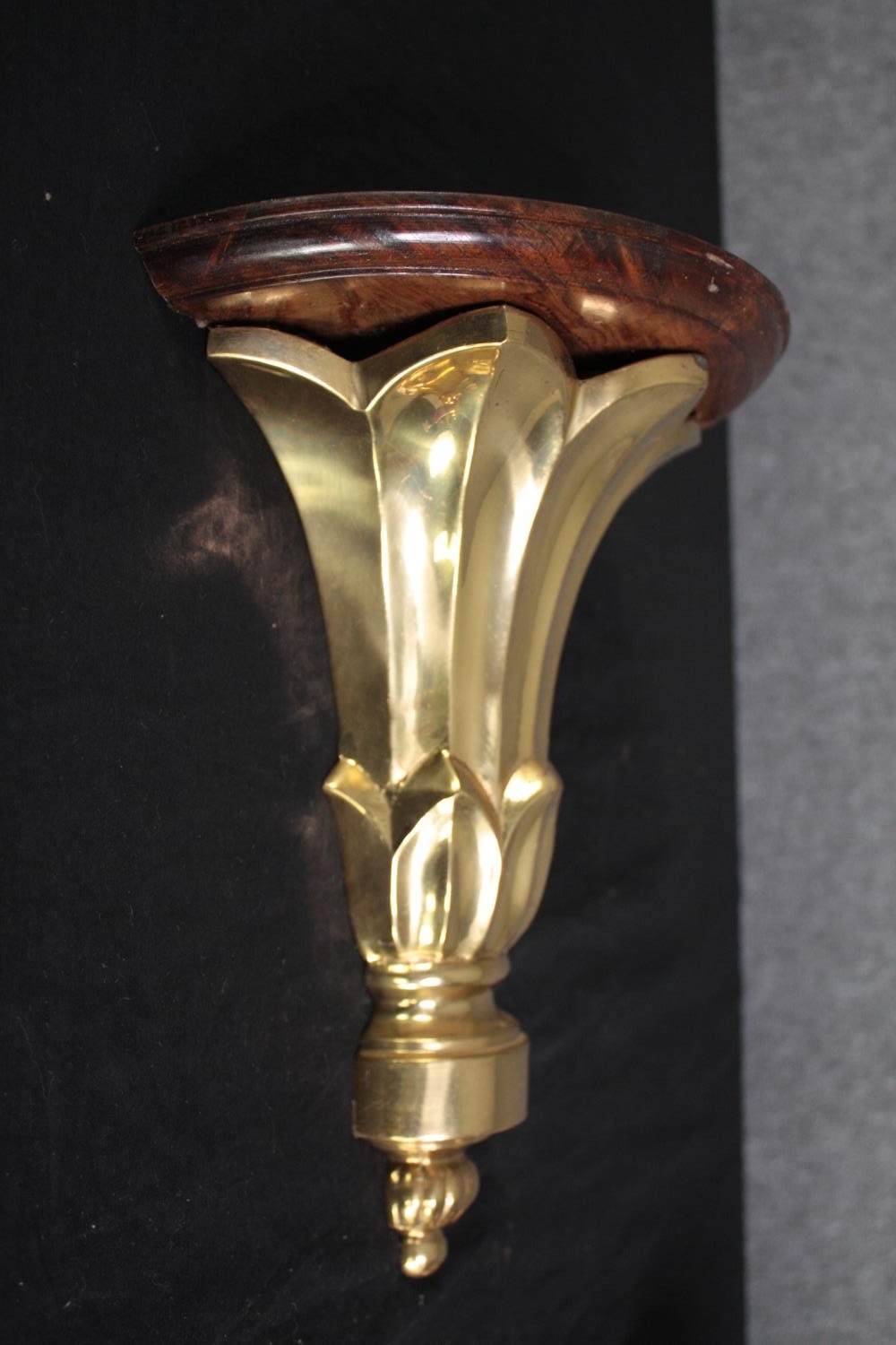 Two moulded gilt wall sconces. H.31cm. (each) - Image 4 of 5