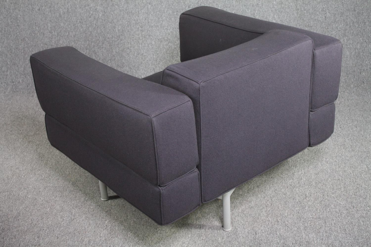 A pair of Reef swivel armchairs by Piero Lissoni for Cassina. H.70 W.100 D.86cm. (each) - Image 4 of 8