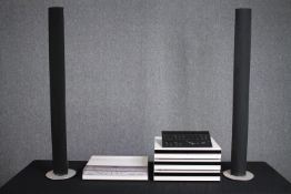 Bang & Olufsen BeoSystem 7000 in white. A rare complete system with floor standing speakers. H.